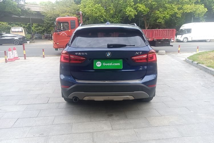 BMW X1 2017 #6 BMW X1 2017 car image #6