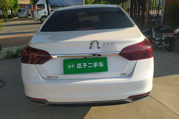 GEELY Emgrand 2021 car image #6