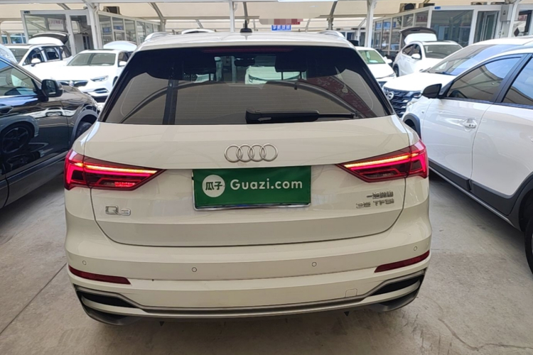 Audi Q3 2022 immagine di auto #6