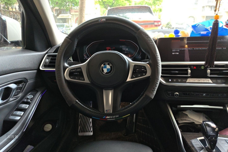 BMW 3 Series 2020 #12 BMW 3 Series 2020 car image #12