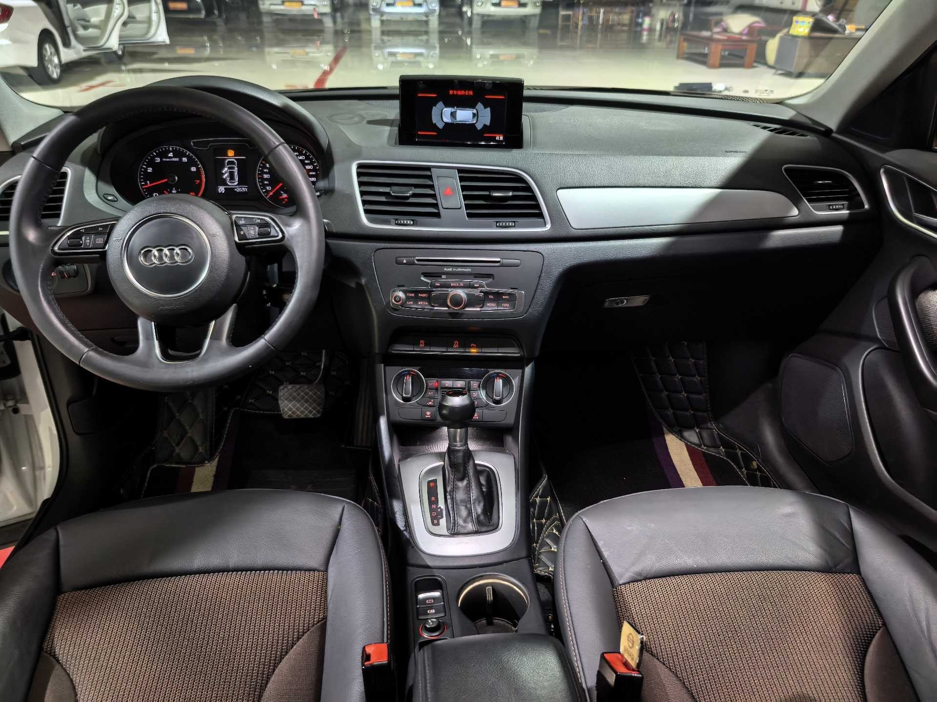 Audi Q3 2018 #9 Audi Q3 2018 صورة سيارة #9