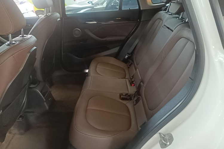 BMW X1 2022 car image #17