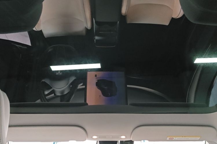 Tesla Model Y 2022 #18 Tesla Model Y 2022 car image #18