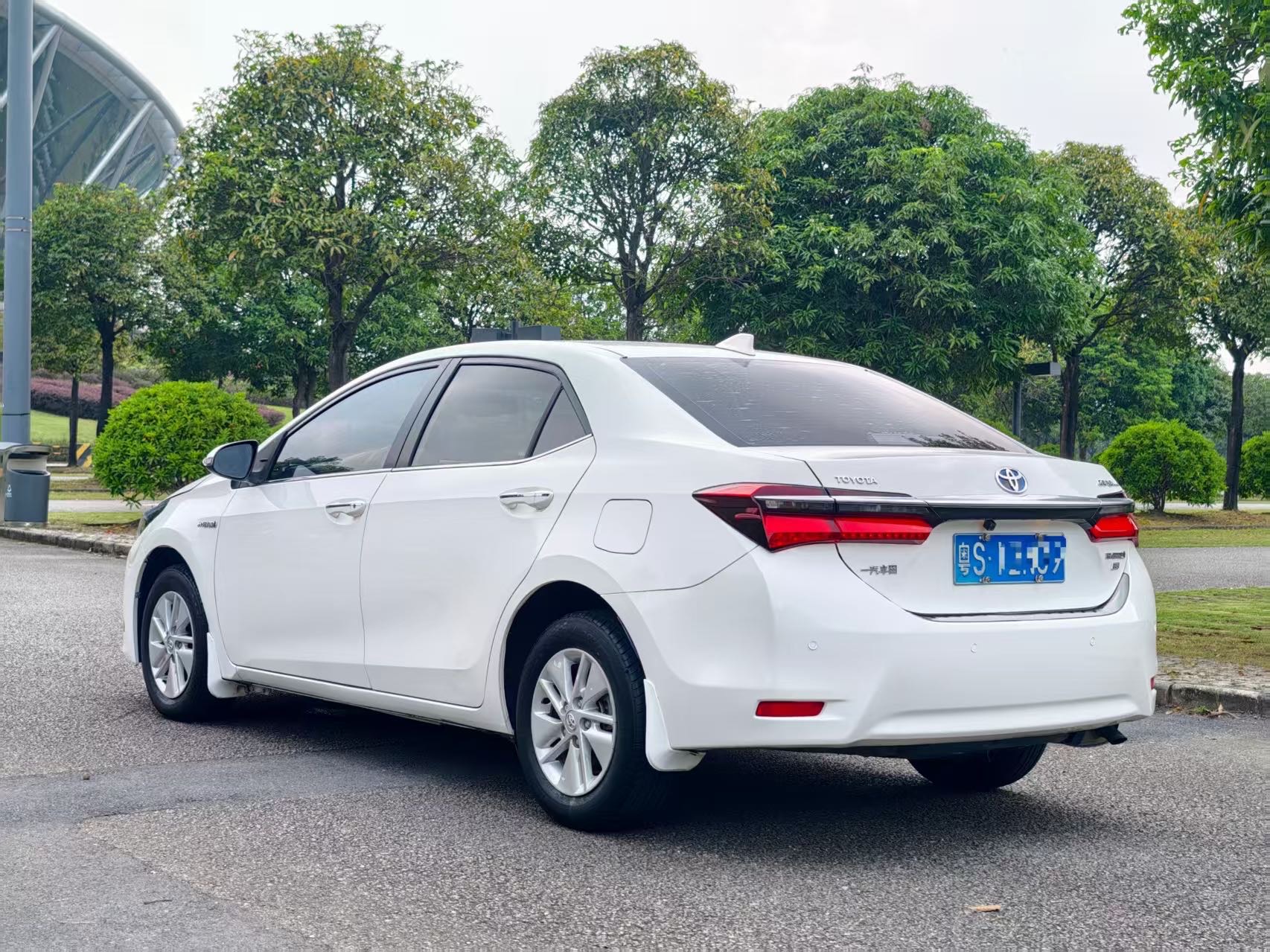 Toyota Corolla 2017 #8 Toyota Corolla 2017 car image #8
