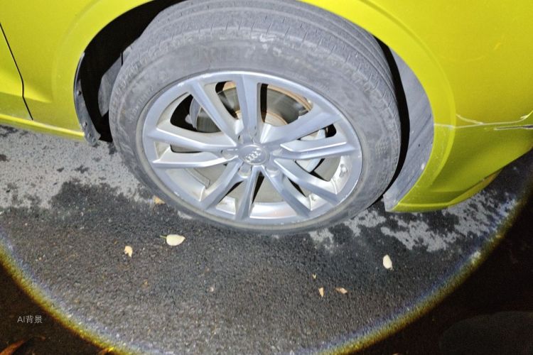 Audi A3 2018 car image #9