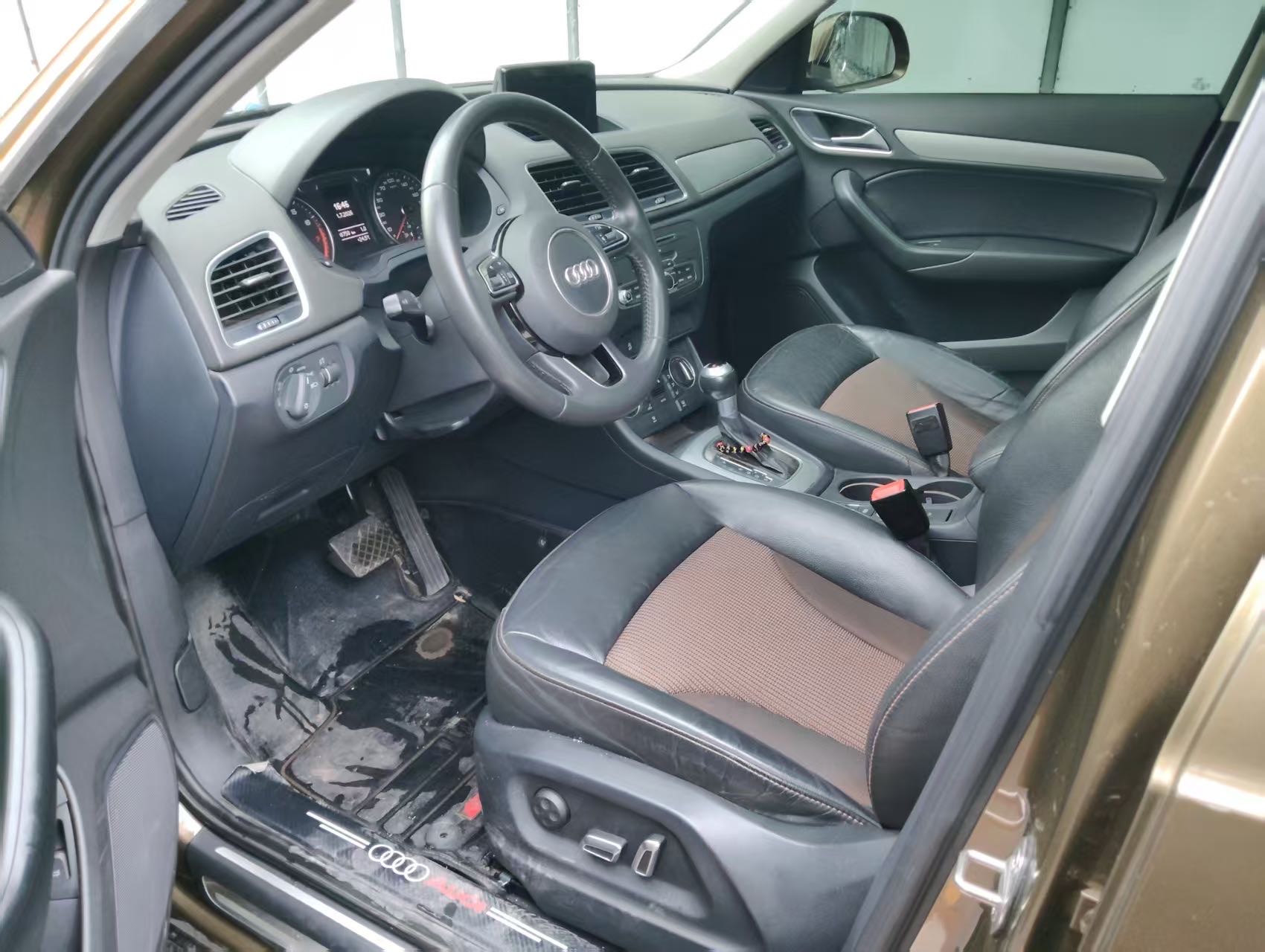 Audi Q3 2018 car image #4