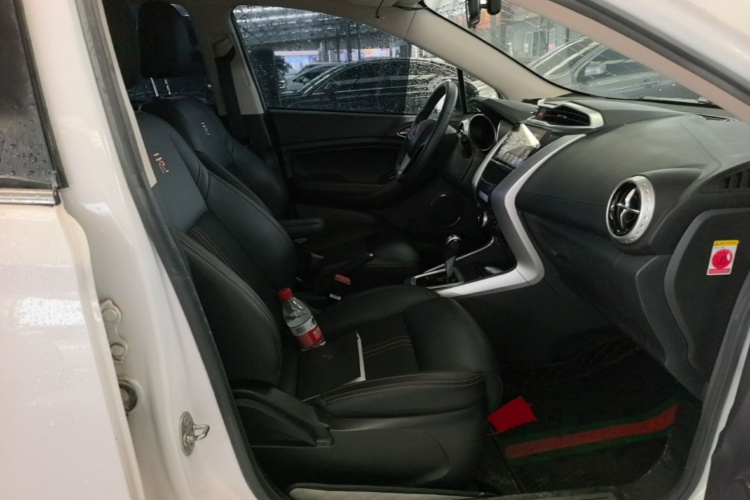 BYD Yuan 2017 #24 BYD Yuan 2017 car image #24