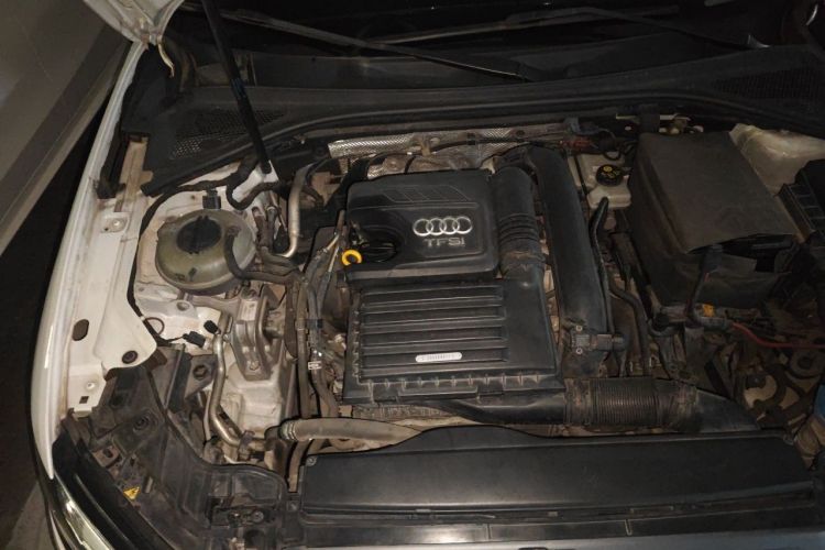 Audi A3 2015 car image #28