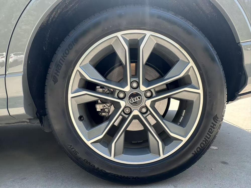 Audi Q3 2023 изображение автомобиля #9