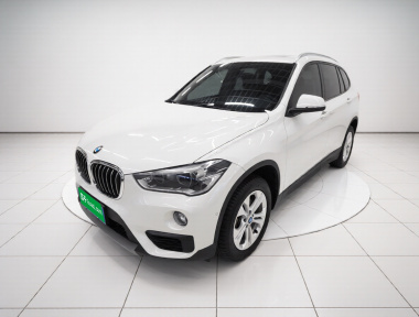 BMW X1 2017 BMW X1 2017 car image