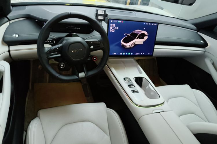 MI SU7 2025 immagine di auto #10