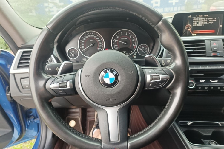 BMW 3 Series 2017 #11 BMW 3 Series 2017 car image #11