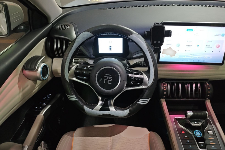 BYD Yuan Plus 2023 #11 BYD Yuan Plus 2023 car image #11