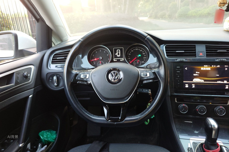 Volkswagen Golf 2020 imagen de coche #12