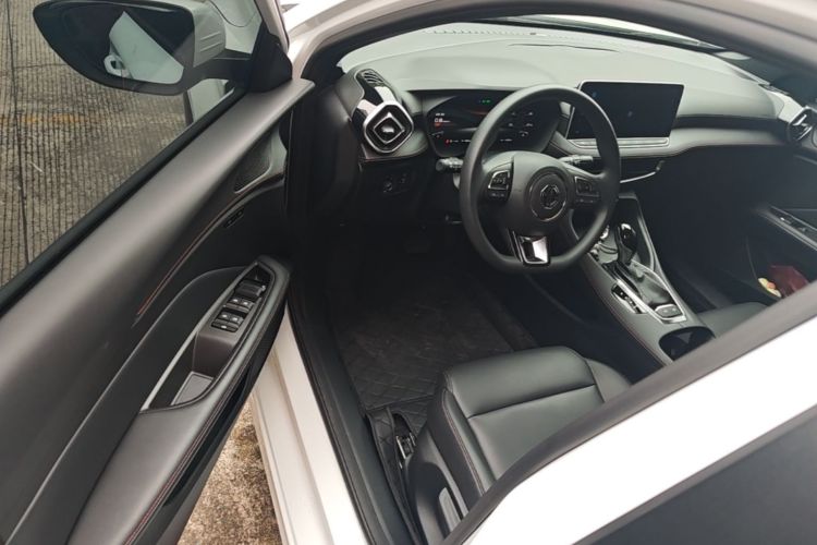 MG 5 2025 car image #16