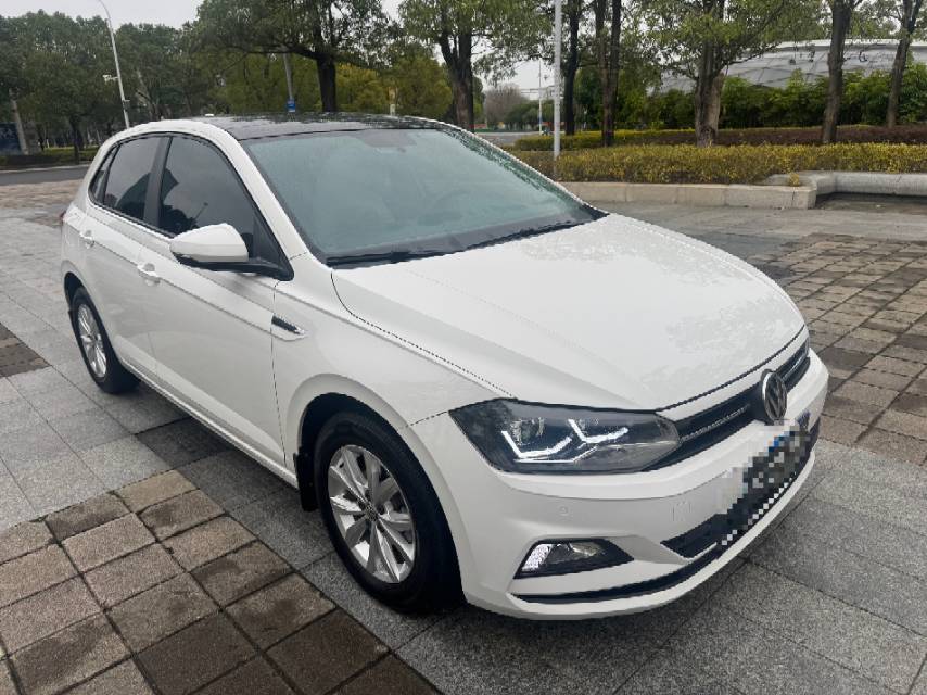 Volkswagen Polo 2021 car image #3