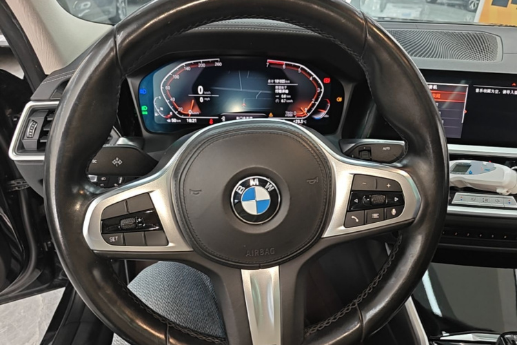 BMW 3 Series 2020 #11 BMW 3 Series 2020 car image #11