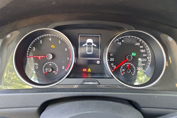 Volkswagen Golf 2019 #16 Volkswagen Golf 2019 car image #16