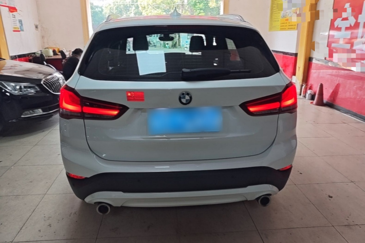 BMW X1 2022 car image #6