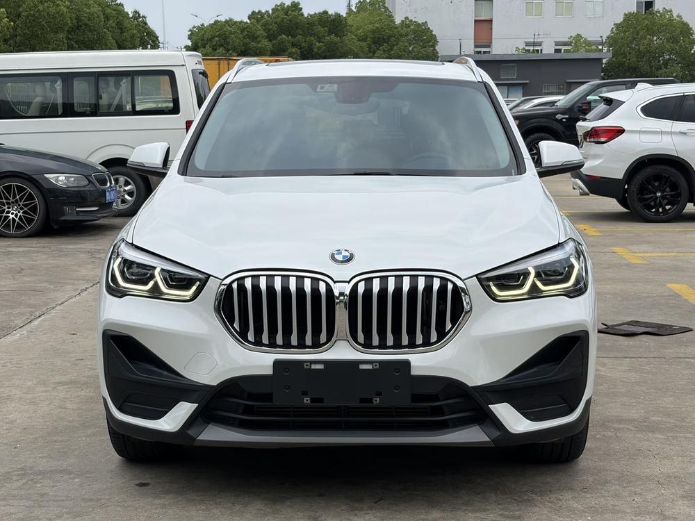 BMW X1 2020 car image #2