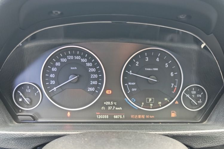 BMW 3 Series 2017 immagine di auto #16