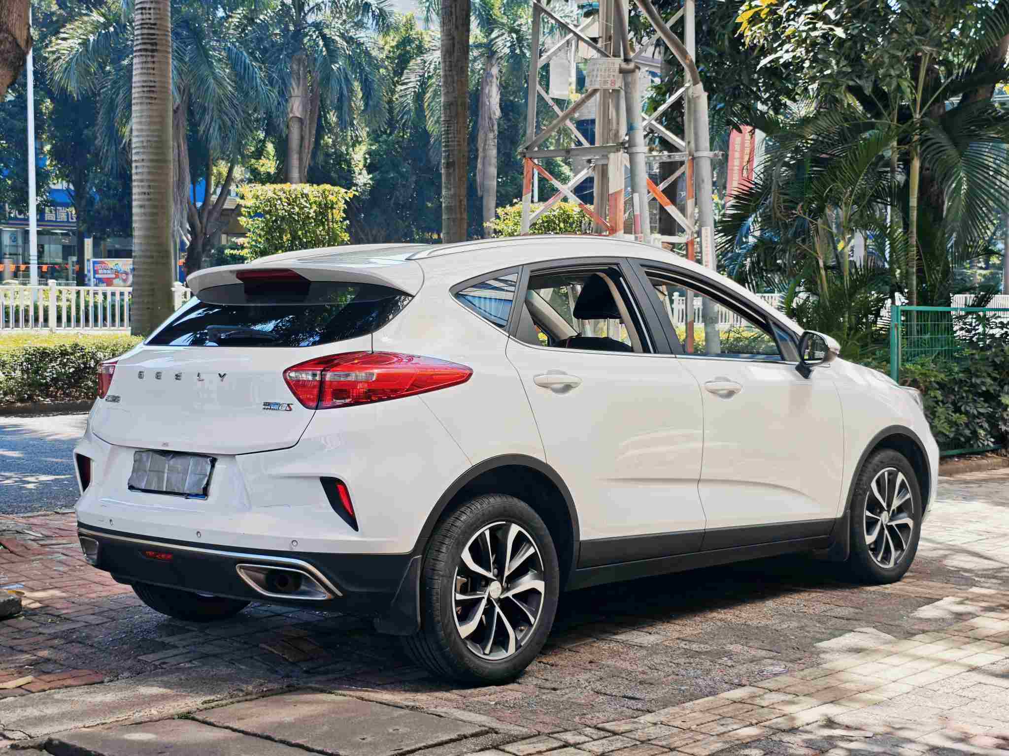 GEELY Emgrand GS 2019 immagine di auto #6