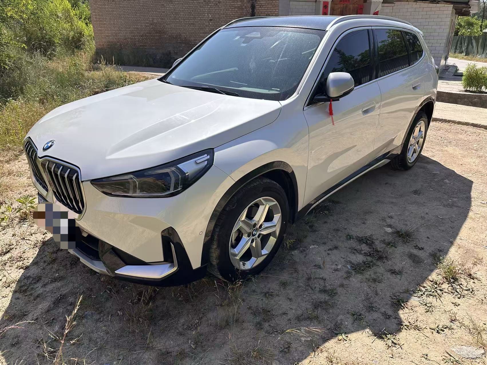 BMW X1 2023 car image 