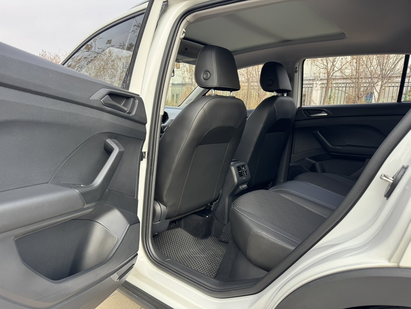 Volkswagen Tacqua 2022 #15 Volkswagen Tacqua 2022 изображение автомобиля #15
