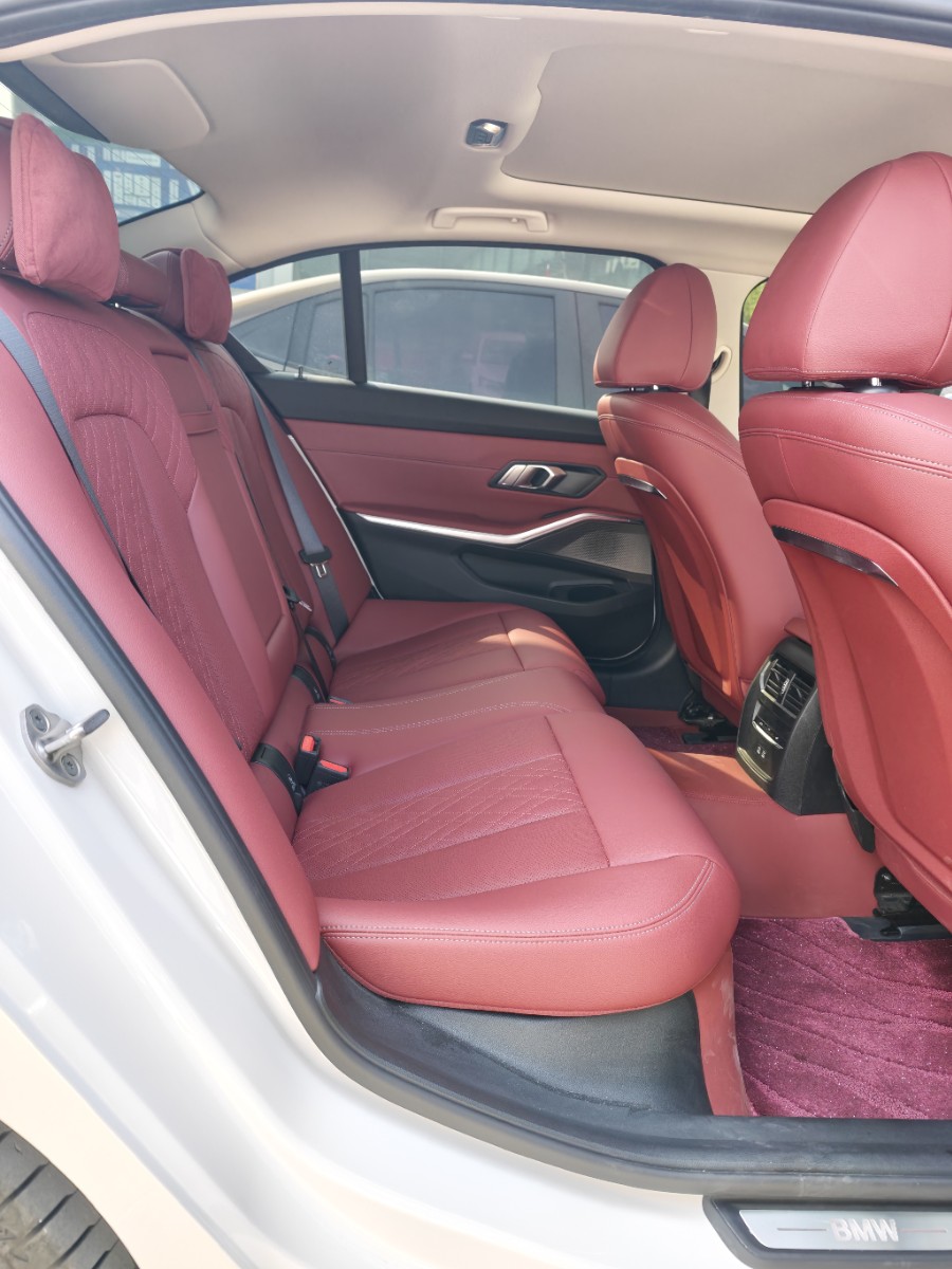 BMW i3 2025 صورة سيارة #4