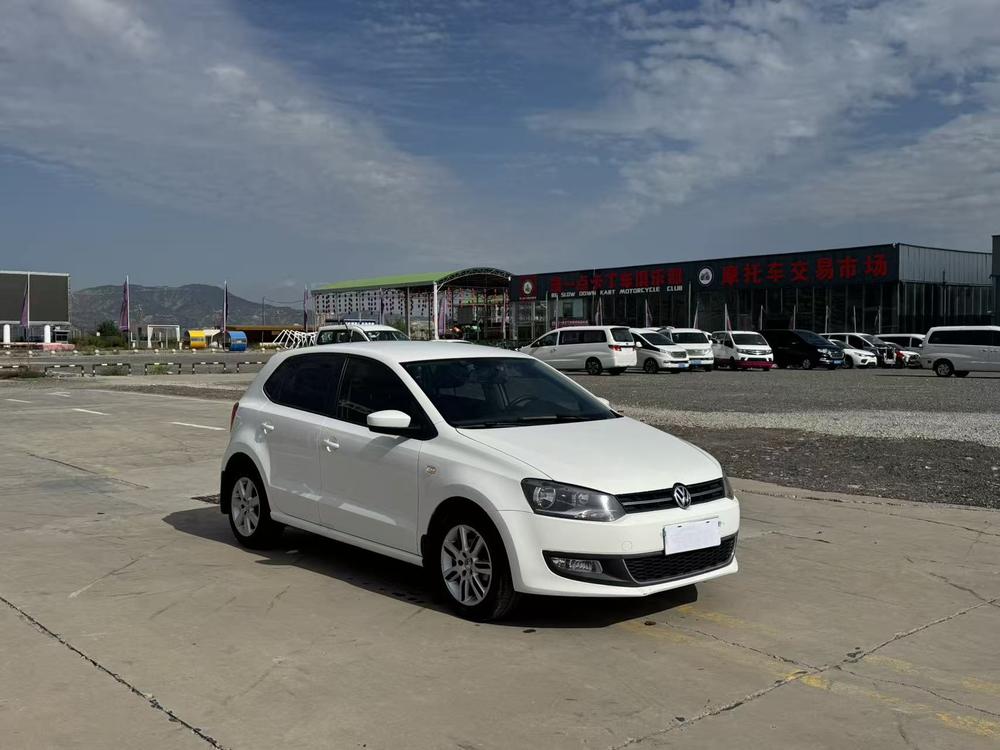 Volkswagen Polo 2013 #3 Volkswagen Polo 2013 car image #3
