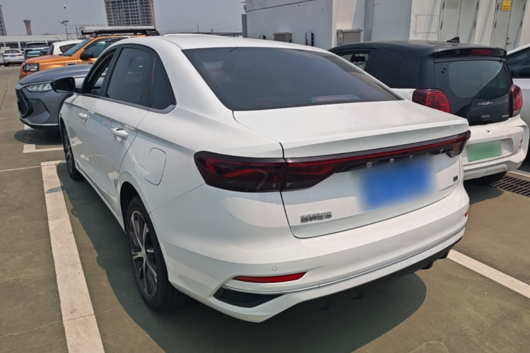 GEELY Emgrand 2023 #5 GEELY Emgrand 2023 car image #5