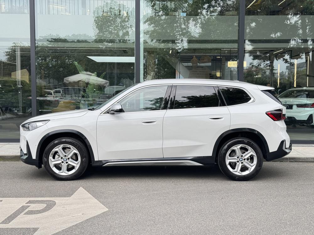 BMW X1 2024 car image #3