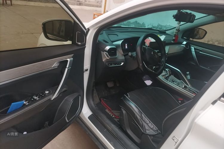 GEELY Coolray 2019 car image #18