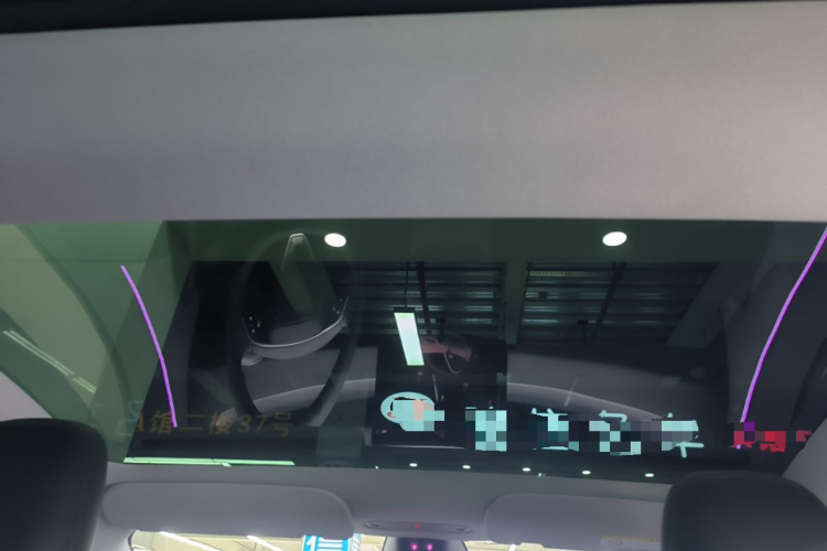Tesla Model 3 2024 immagine di auto #18