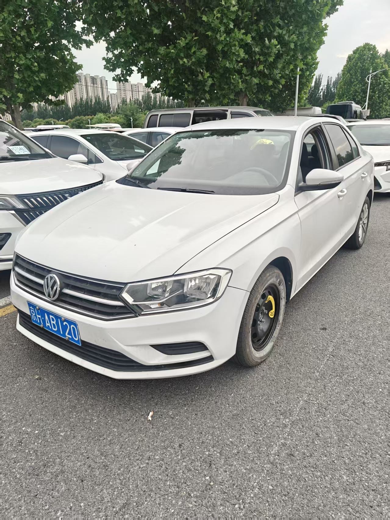 Volkswagen Bora 2021 car image 