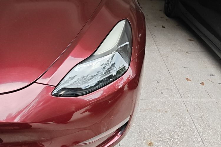 Tesla Model Y 2021 car image #23