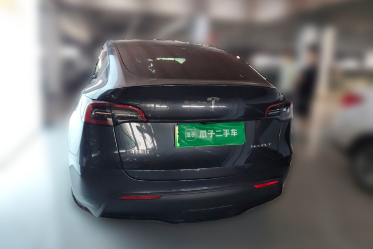 Tesla Model Y 2024 car image #4