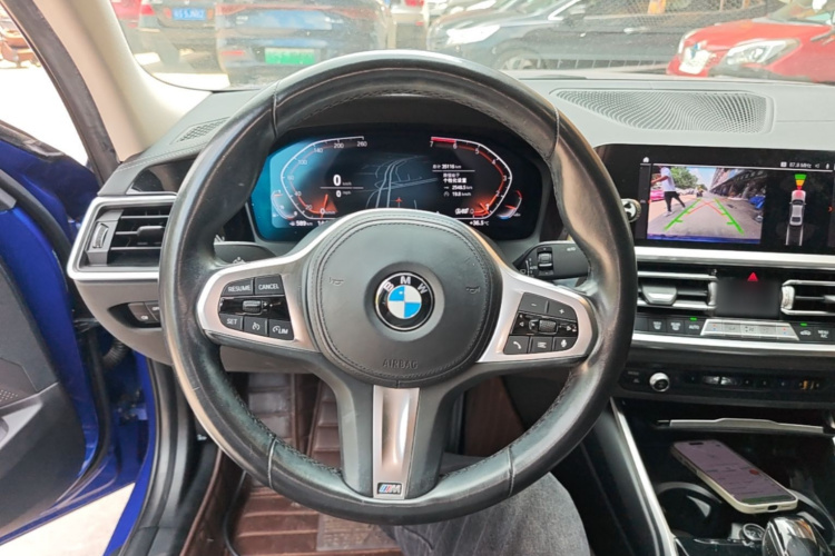 BMW 3 Series 2021 car image #15
