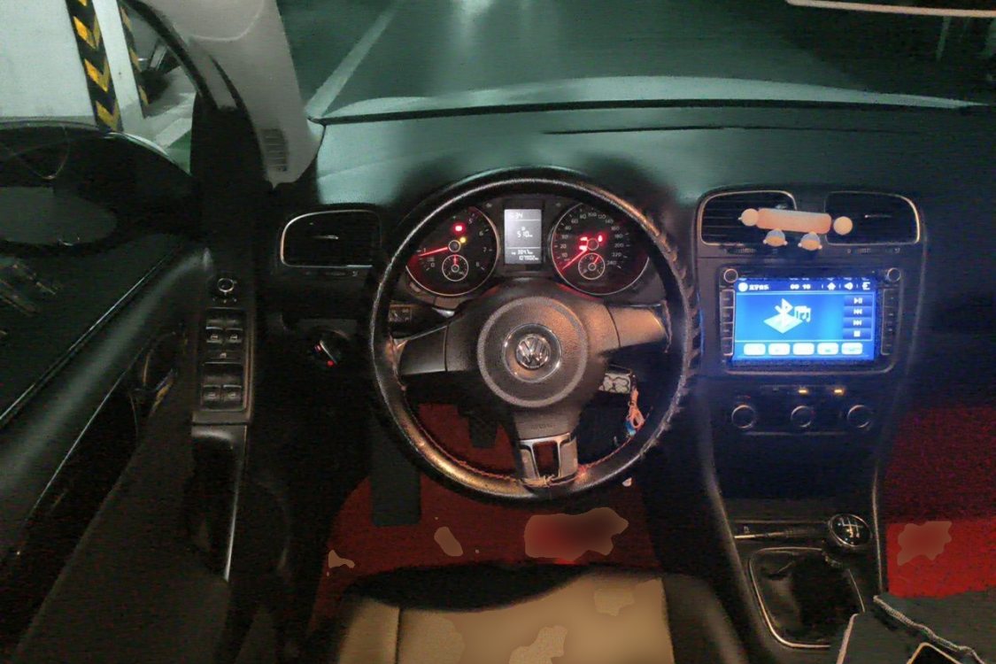 Volkswagen Golf 2012 car image #22