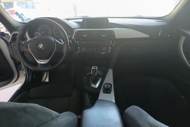 BMW 3 Series 2016 #10 BMW 3 Series 2016 car image #10