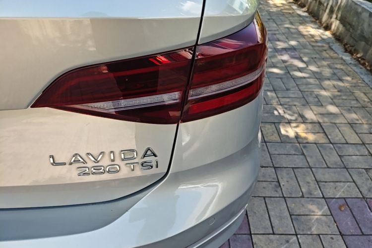 Volkswagen Lavida 2021 car image #8