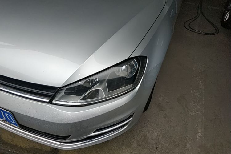 Volkswagen Golf 2015 car image #23