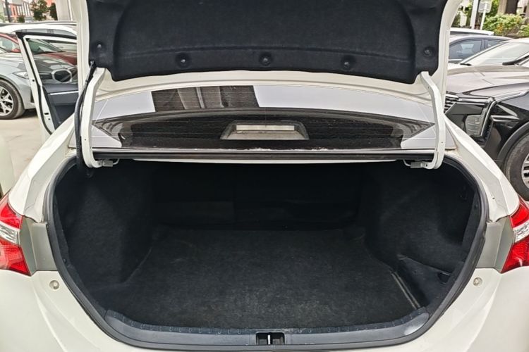 Toyota Corolla 2017 #19 Toyota Corolla 2017 car image #19