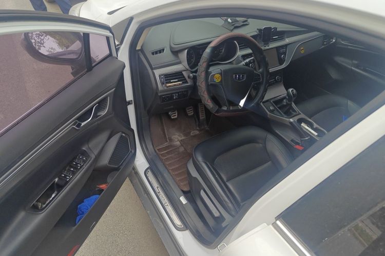 GEELY Emgrand GS 2017 car image #13