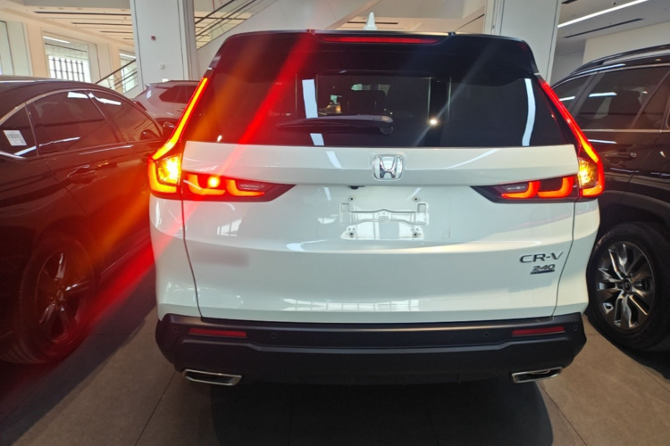 Honda CR-V 2023 imagen de coche #6