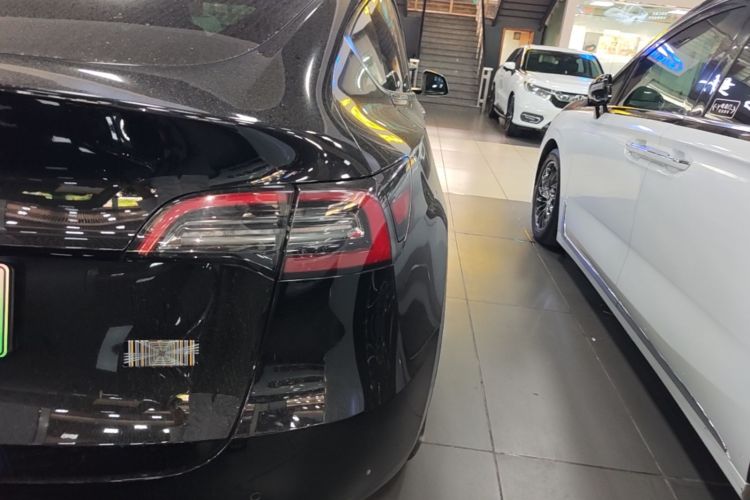 Tesla Model Y 2021 #8 Tesla Model Y 2021 immagine di auto #8