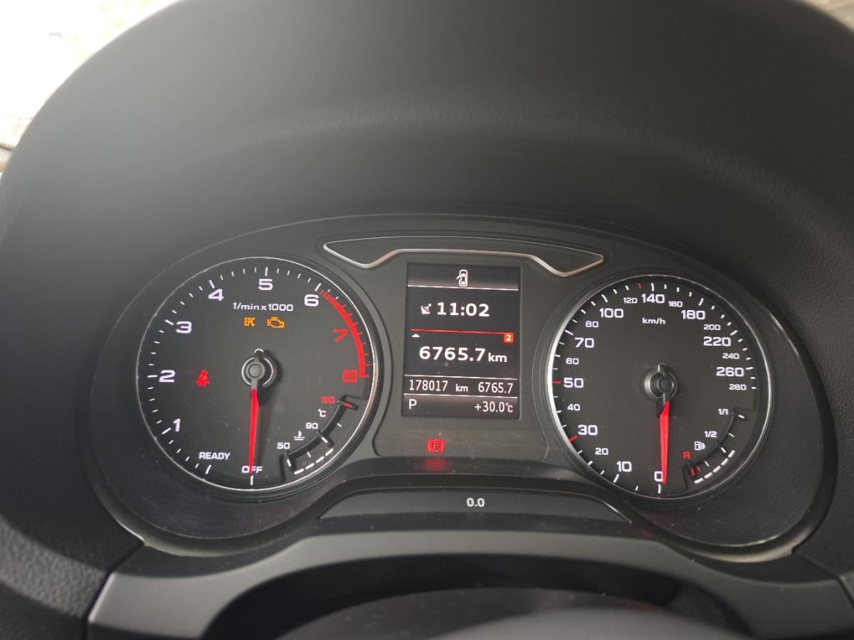 Audi A3 2016 immagine di auto #6