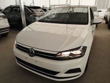Volkswagen Polo 2021 car image 