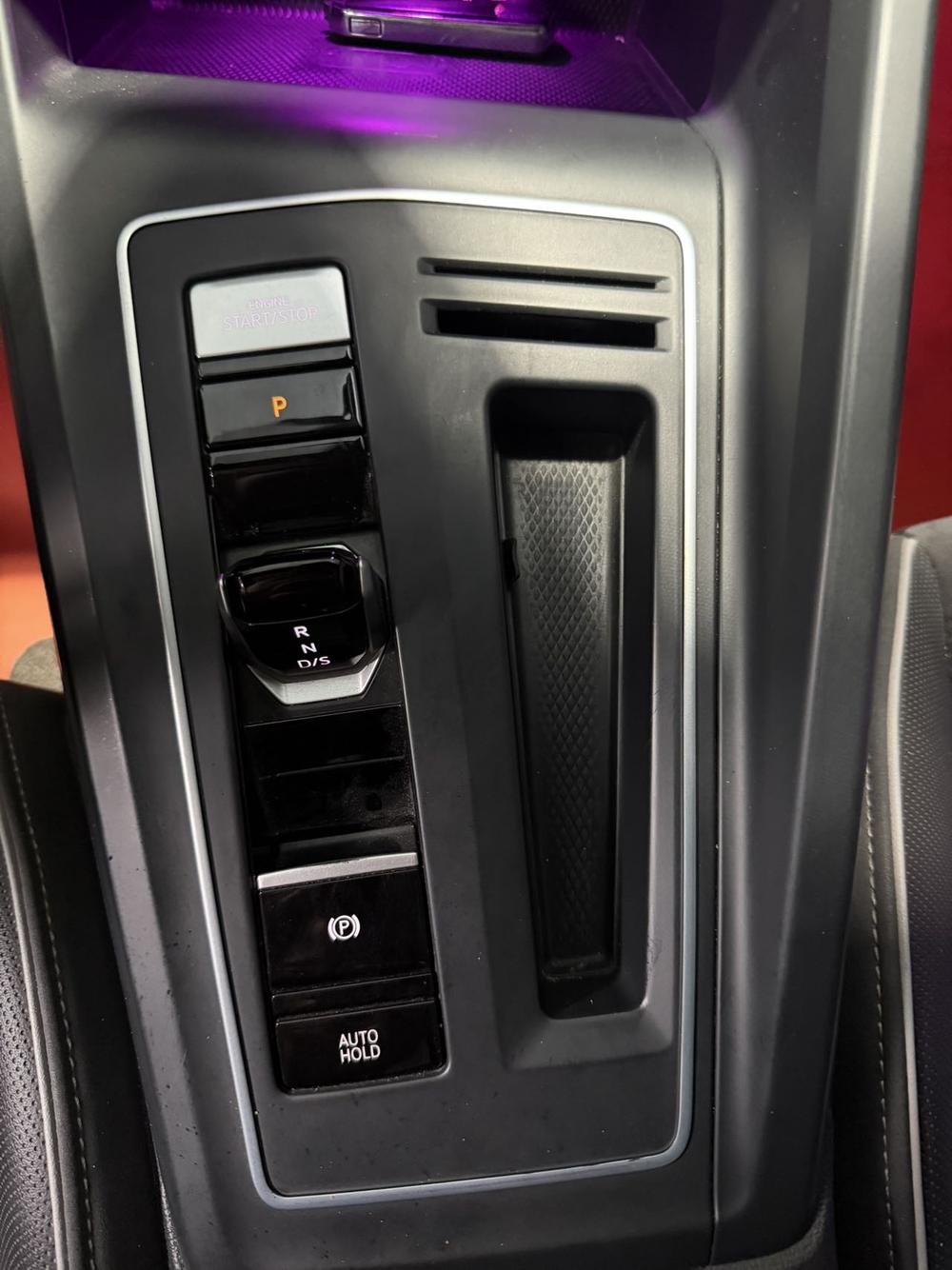 Volkswagen Golf 2022 car image #8