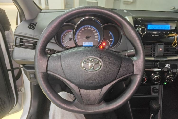 Toyota Vios 2019 car image #11